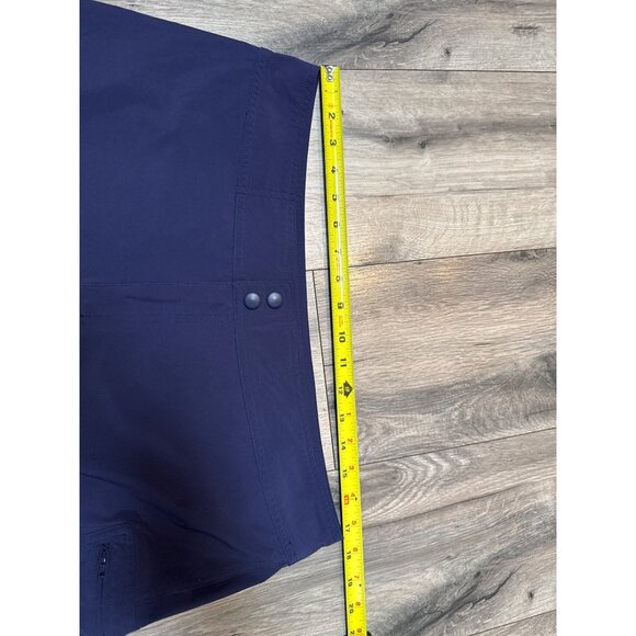 L.L.Bean Womens UPF 50+ Navy Shorts Size 14 Recycled Polyester & Spandex Blend M - Picture 3 of 7